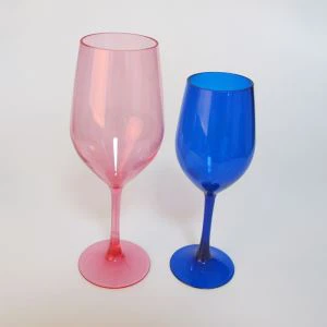 Muovinen Champagn-pikari
